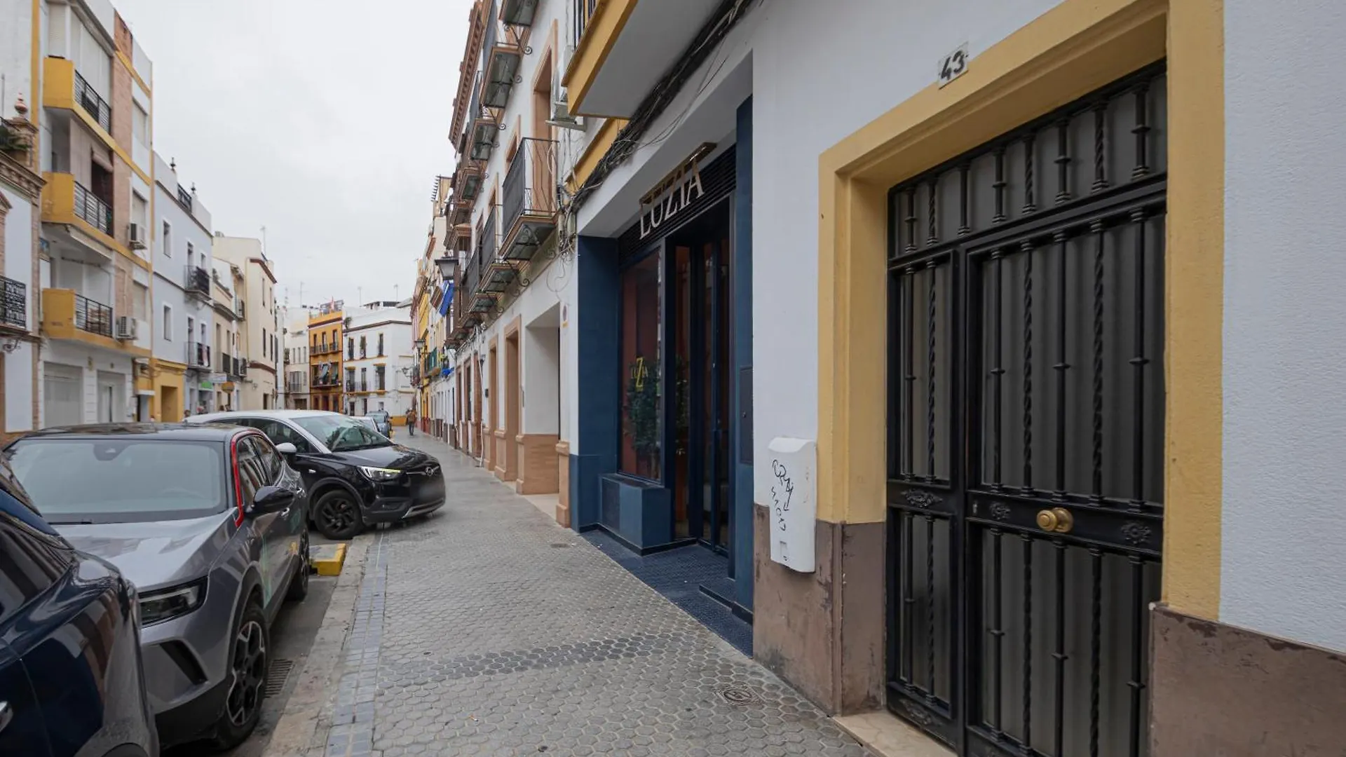 3 Bedroom Apartment In The Heart Of Triana Seville Spain