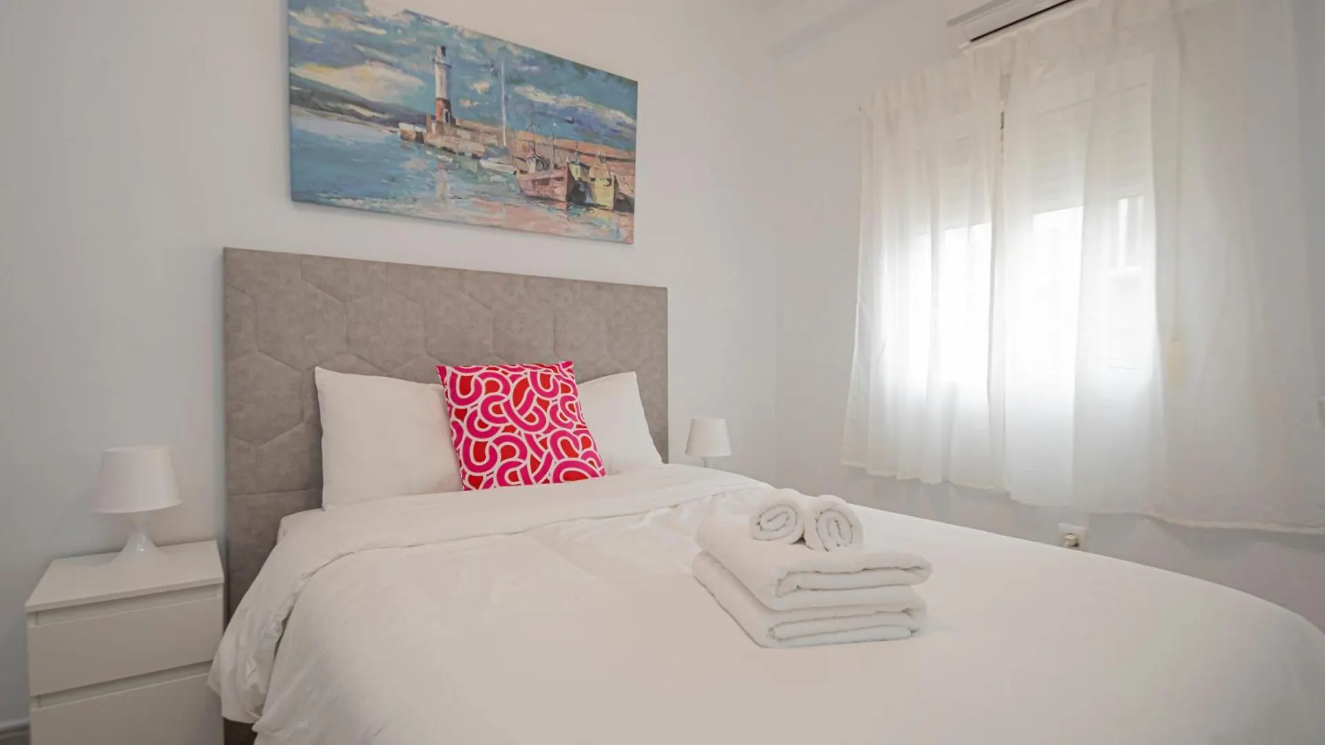 3 Bedroom Apartment In The Heart Of Triana Seville