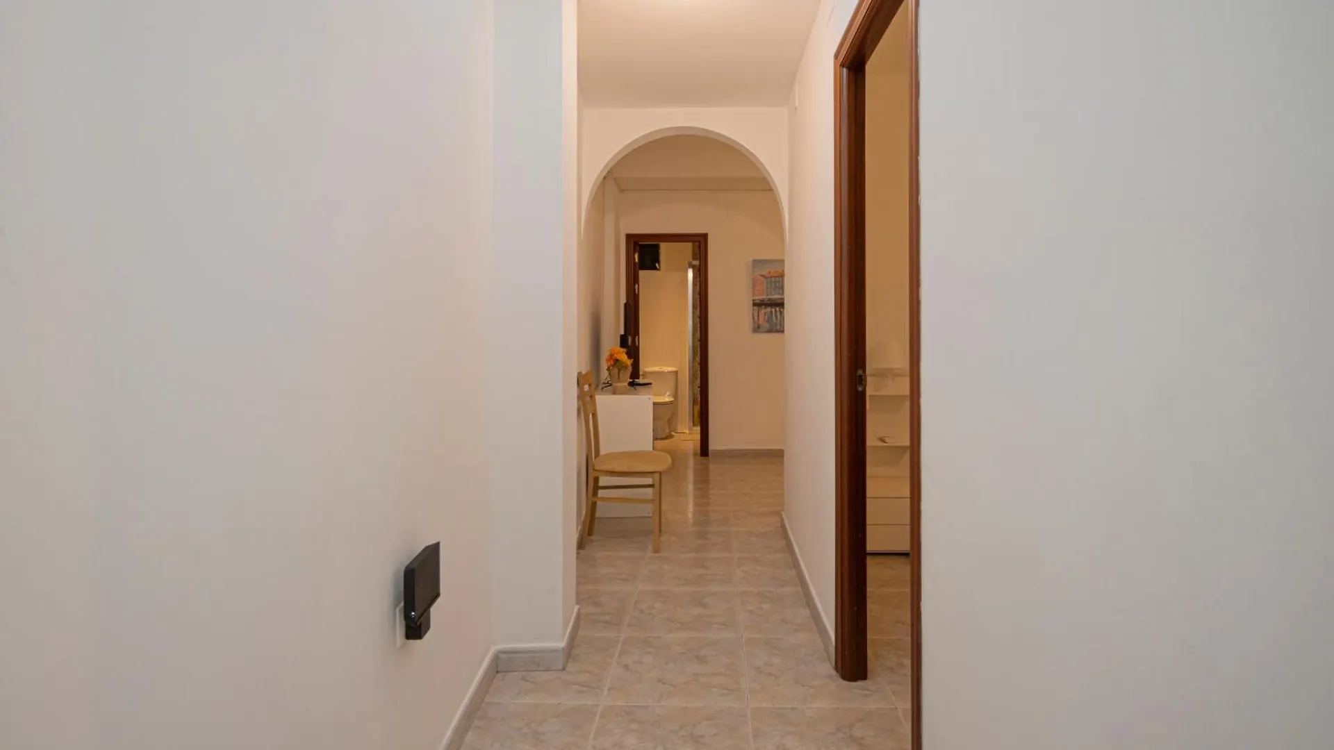 3 Bedroom Apartment In The Heart Of Triana Seville