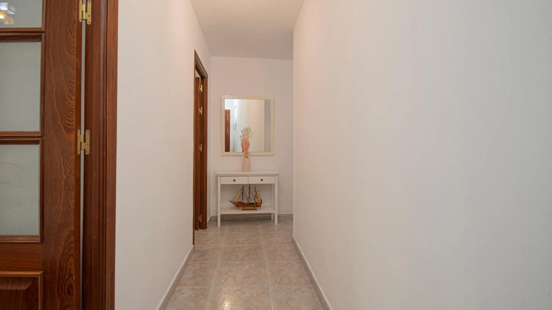 3 Bedroom Apartment In The Heart Of Triana Σεβίλλη Ισπανία