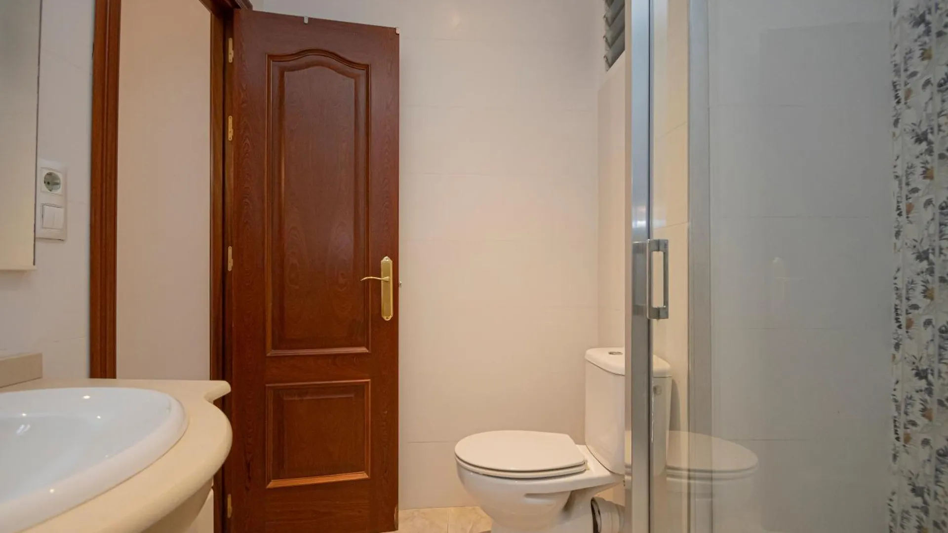 3 Bedroom Apartment In The Heart Of Triana Seville Spain